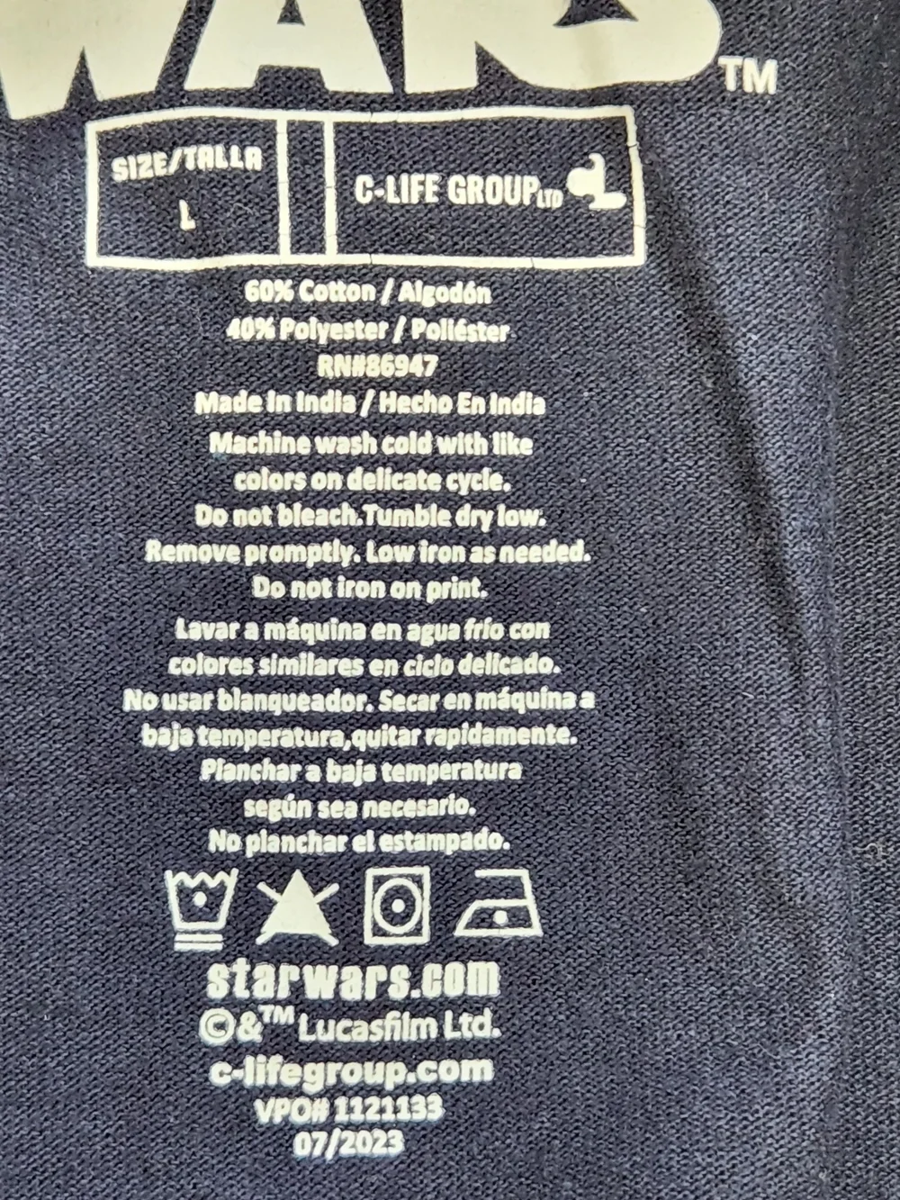 Star Wars Graphic T-Shirt - Size Large (Fits more like Youth/Teen)